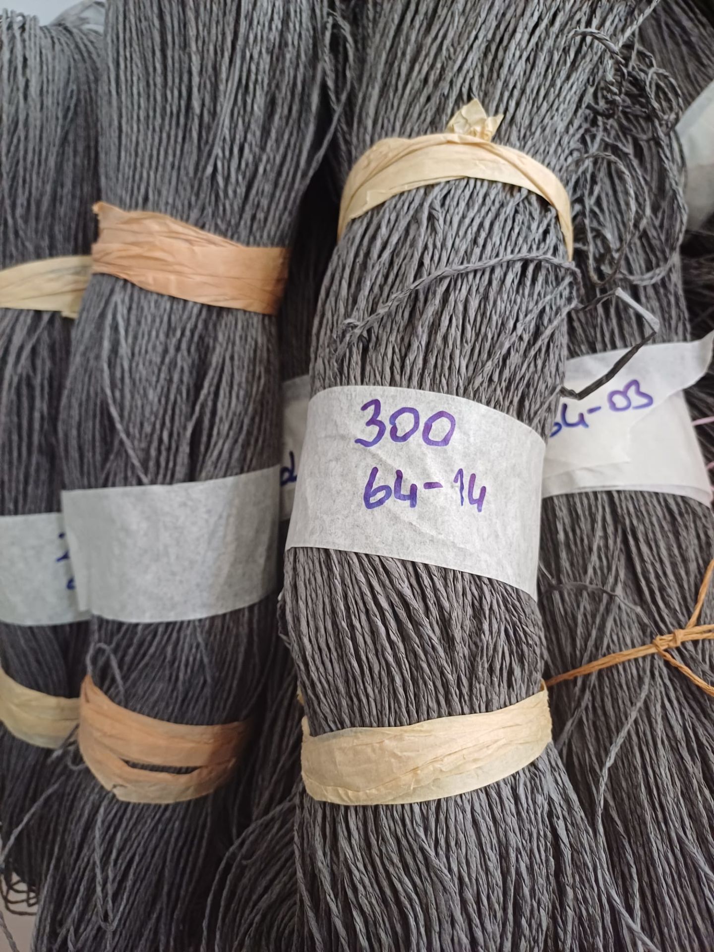 KAĞIT İP  KOYU GRİ 064