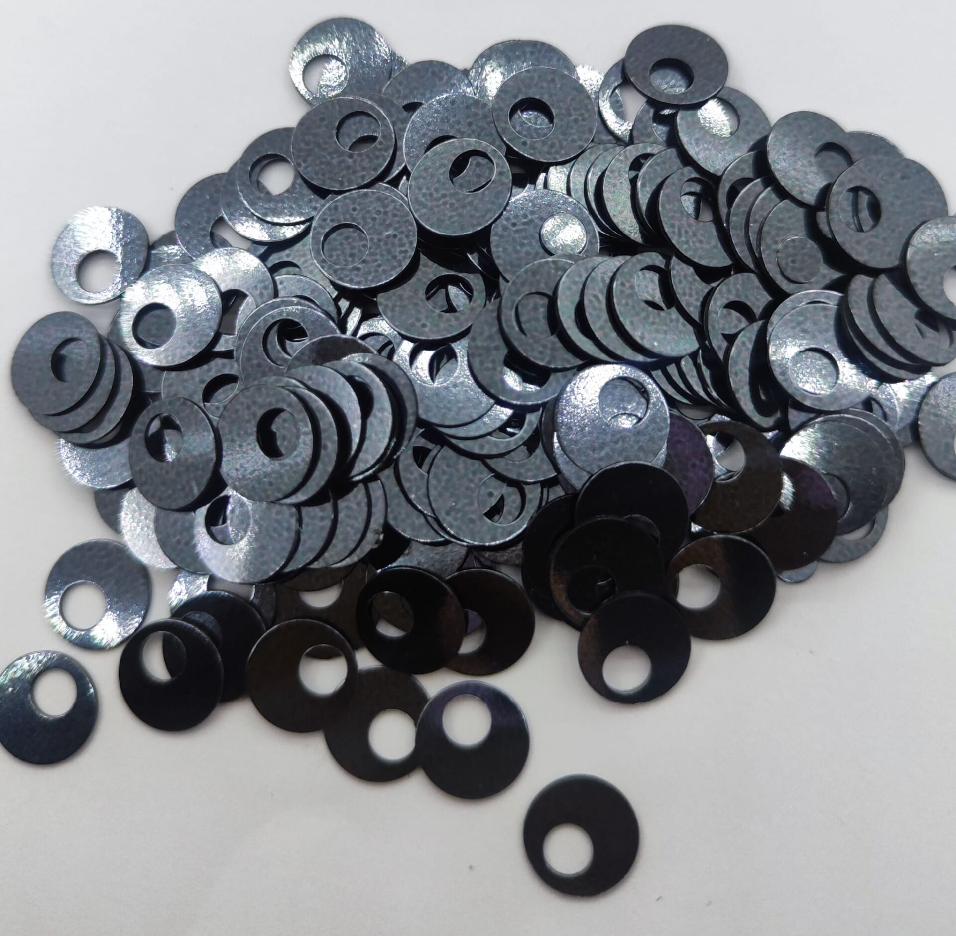 PATİK PULU - ANTRASİT 20-25GR