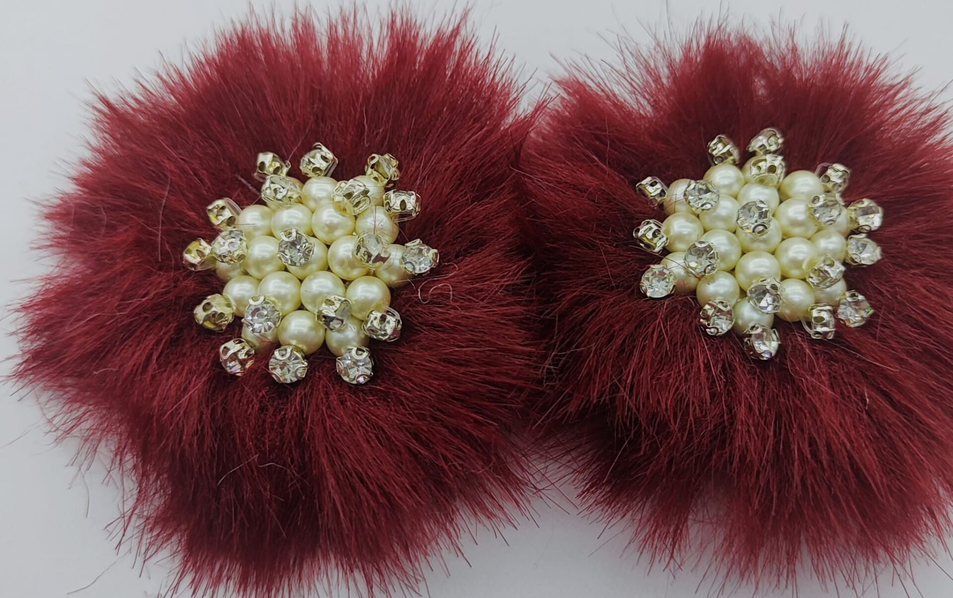 PATİK SÜSÜ BORDO TASARIM KREM TAŞLI