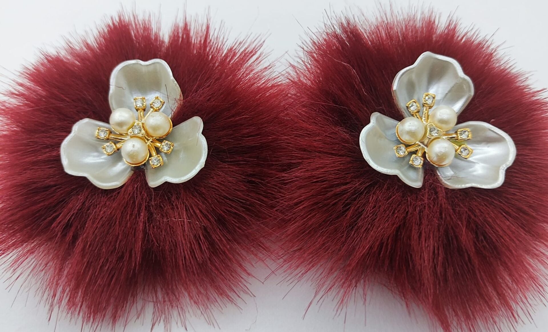 PATİK SÜSÜ 3 YAPRAKLI YASEMİN BORDO  TÜYLÜ