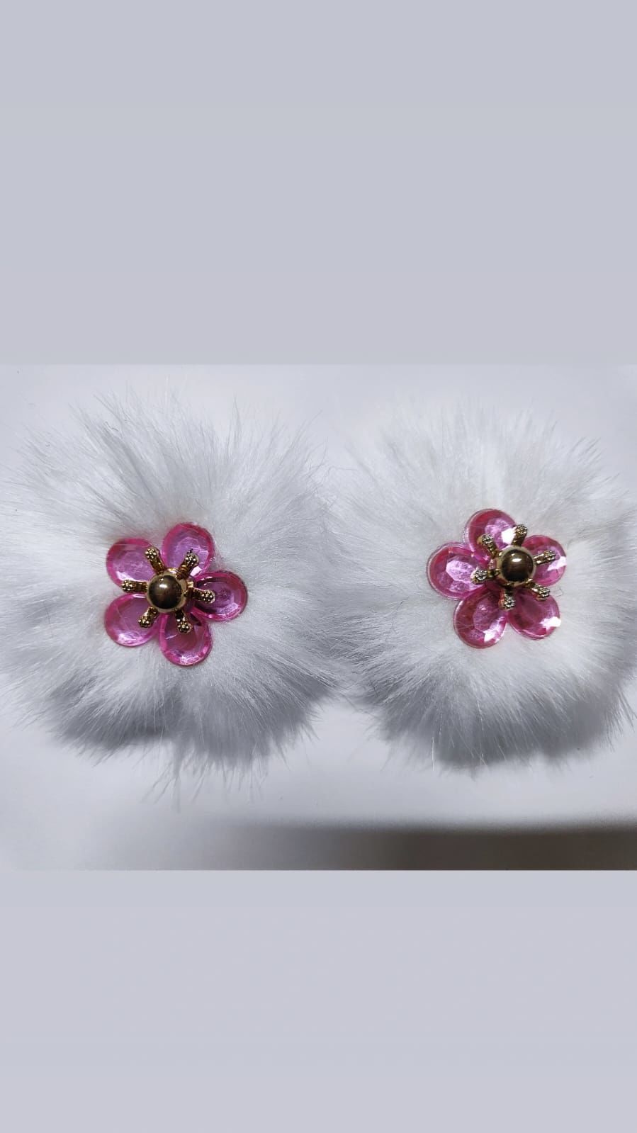 PATİK SÜSÜ BEYAZ TÜY PEMBE YONCA