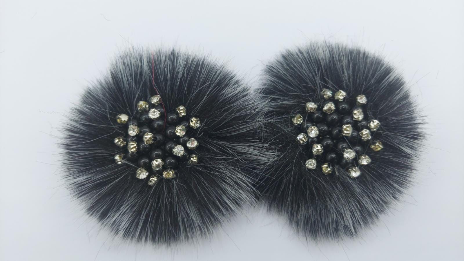 PATİK SÜSÜ SİYAH KIRÇILLI TASARIM SİYAH TAŞLI